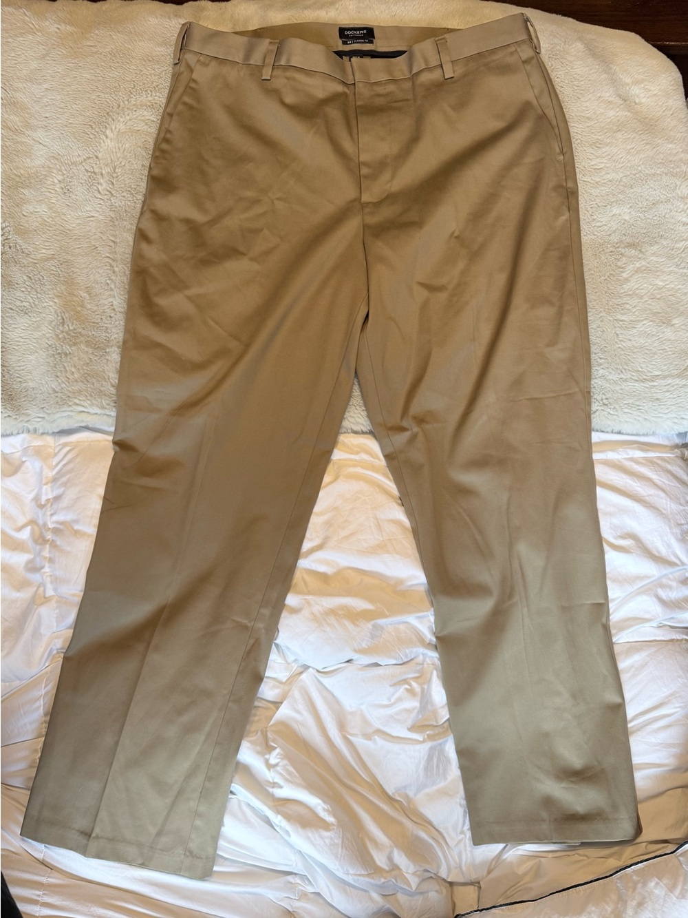 Dockers Men's Chino Pants in Khaki Tan